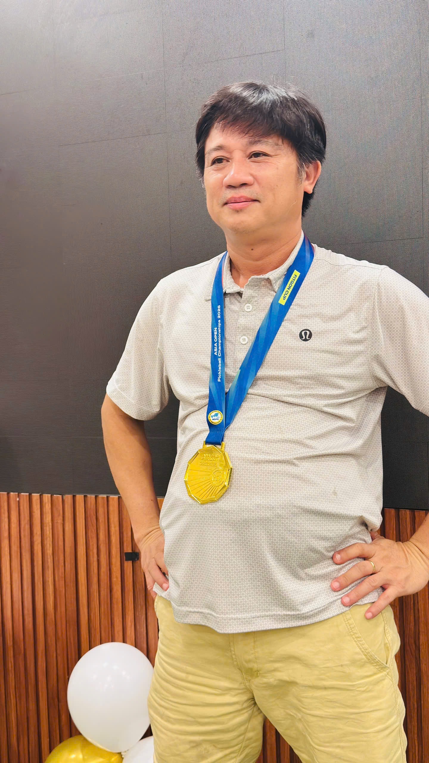 Truyền Hưng Ngân
