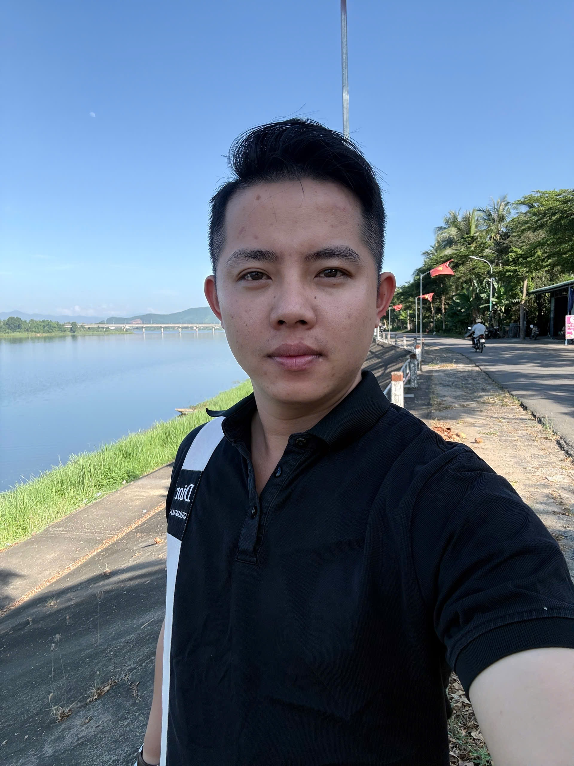 Minh Tiến 